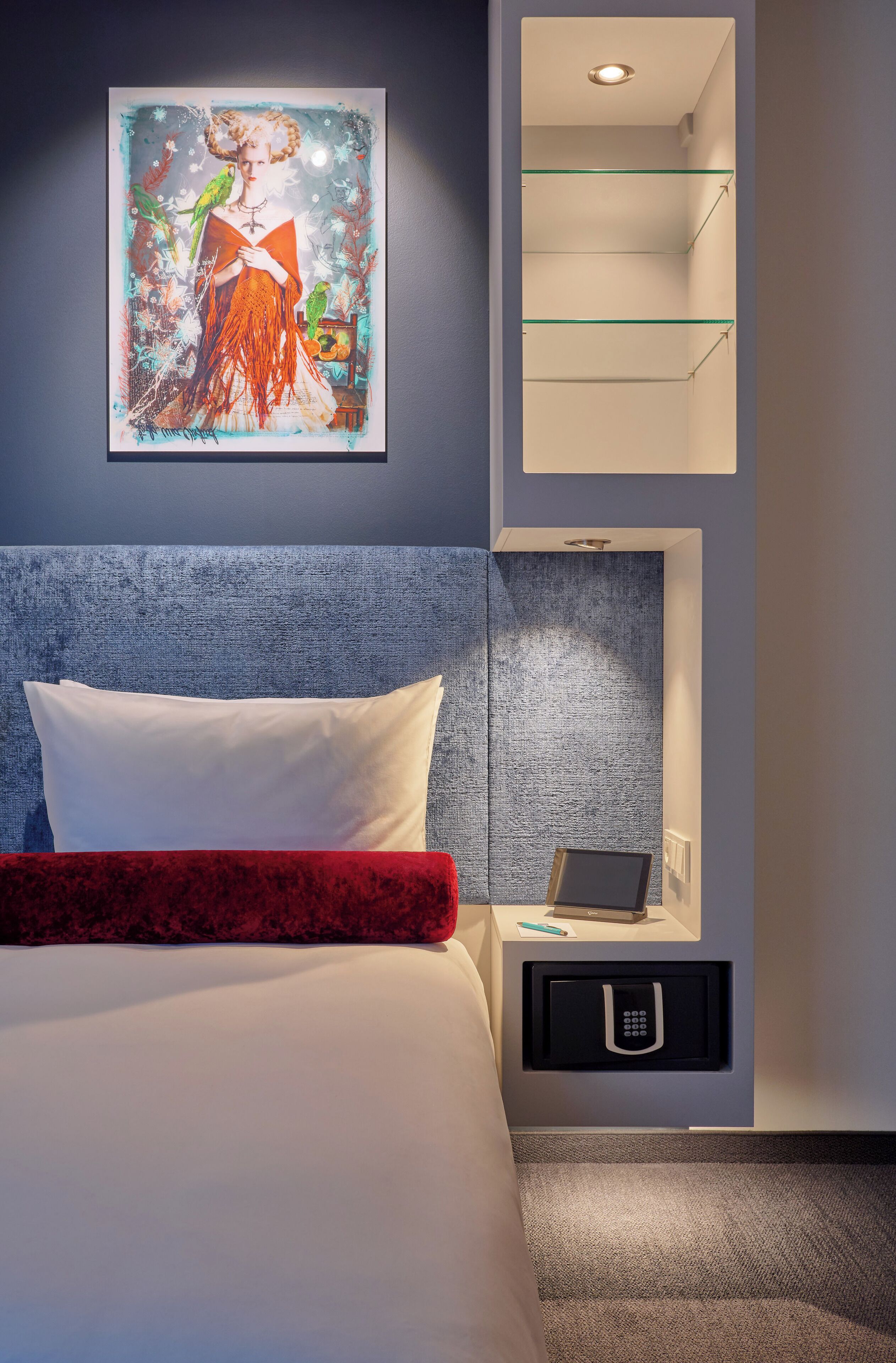 Blendingsgardiner, lydisolert, strykejern/-brett og wi-fi (inkludert)