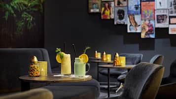 Bar (in der Unterkunft)