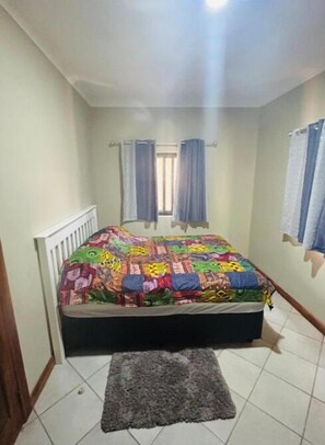 2 habitaciones, tabla de planchar con plancha y wifi