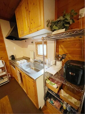 Fridge, microwave, stovetop, electric kettle
