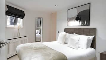 2 Schlafzimmer, BĂŒgeleisen/BĂŒgelbrett, WLAN, BettwĂ€sche