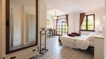 5 Schlafzimmer, Bügeleisen/Bügelbrett, WLAN, Bettwäsche