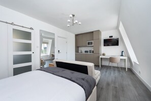 1 chambre, fer et planche à repasser, Wi-Fi, literie fournie