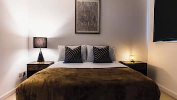 1 bedroom, desk, iron/ironing board, free WiFi