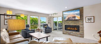 Nice and Easy - Lake of the Ozarks Getaway for 6 w/ Resort Amenities