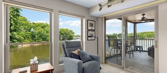 Nice and Easy - Lake of the Ozarks Getaway for 6 w/ Resort Amenities