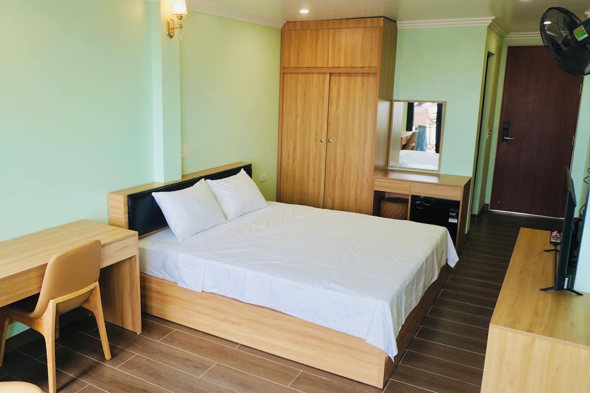 Superior Double Room, Balcony | Soundproofing, free WiFi