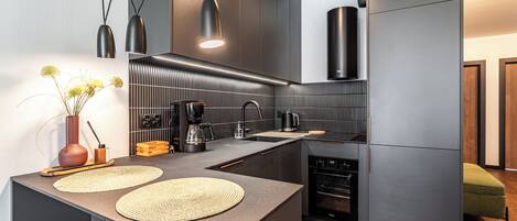 Căn hộ Deluxe, ban công | Bếp nhỏ riêng