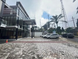 Aparcamiento sin asistencia gratuito