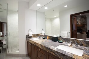 Condo, 2 Bedrooms | Bathroom - Trail's End Lodge at Deer Valley Resort - Two Bedroom Residence with Spa #402 2 Condo (Park City)