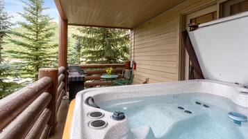 Kondominium, 1 kamar tidur | Bathtub spa outdoor
