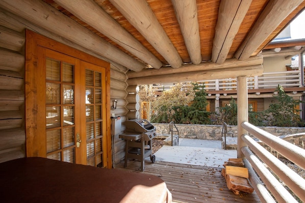 Condo, 2 Bedrooms | Terrace/patio