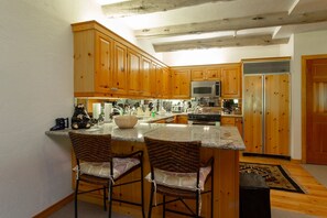 Condo, 2 Bedrooms | Private kitchen | Fridge, oven, toaster