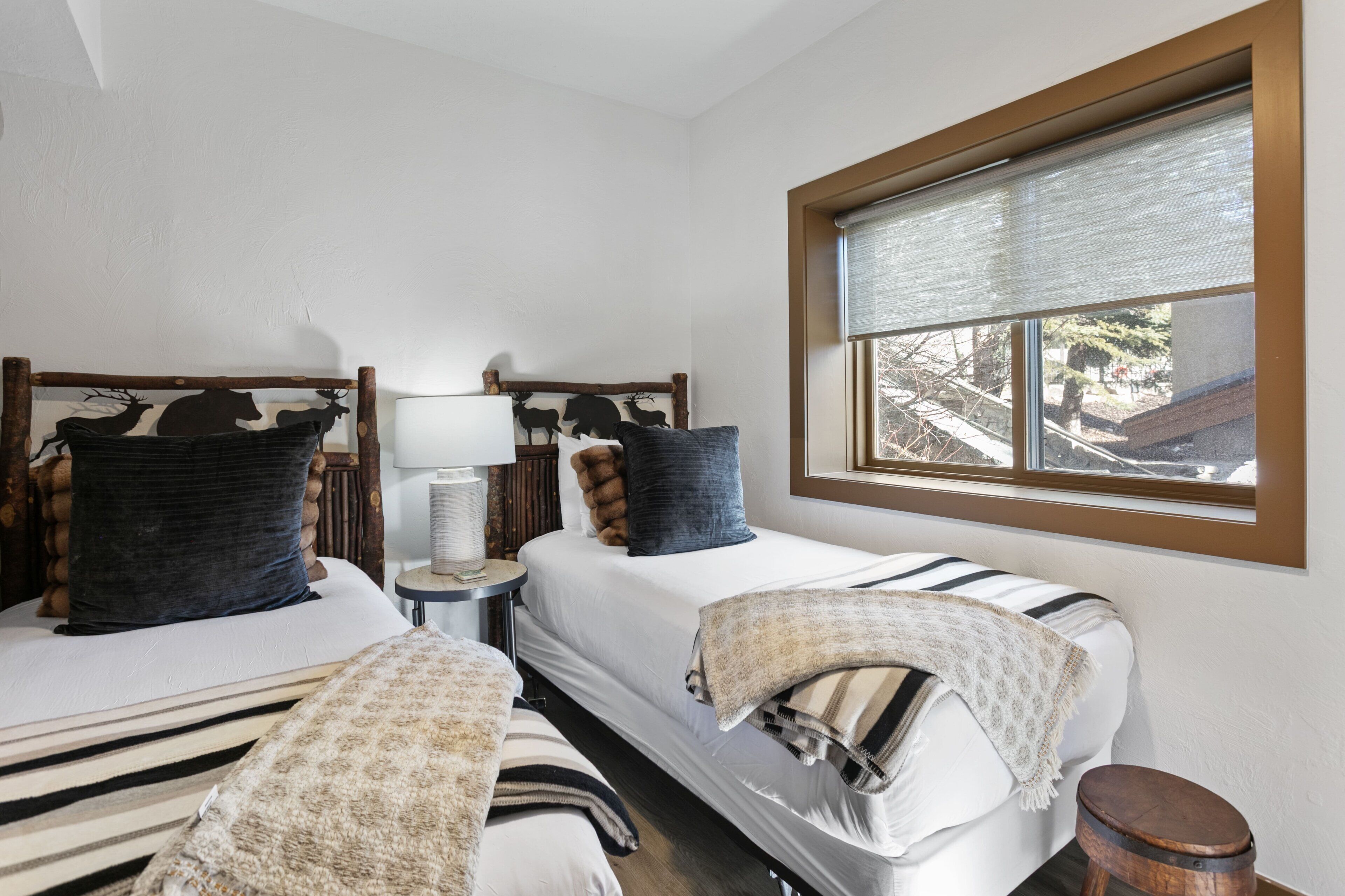 2 bedrooms, iron/ironing board, free WiFi
