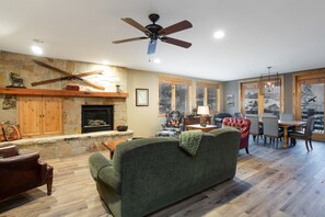 Condo, 2 Bedrooms | Living area | Smart TV, streaming services - Trail's End Lodge at Deer Valley Resort - Two Bedroom Residence with Spa #101 2 Condo (Park City)