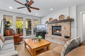 Condo, 2 Bedrooms | Living area | Smart TV, streaming services