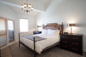 Condo, 3 Bedrooms | 3 bedrooms, iron/ironing board, free WiFi - Trail's End Lodge at Deer Valley Resort - Three Bedroom Residence with Den and Spa #303 3 Condo (Park City)