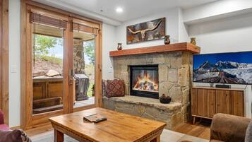 Condo, 1 phòng ngủ | Nội thất