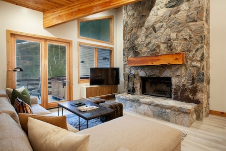 Condo, 4 Bedrooms | Living area. Trail's End Lodge at Deer Valley Resort - Four Bedroom Residence with Space #504 4 Condo