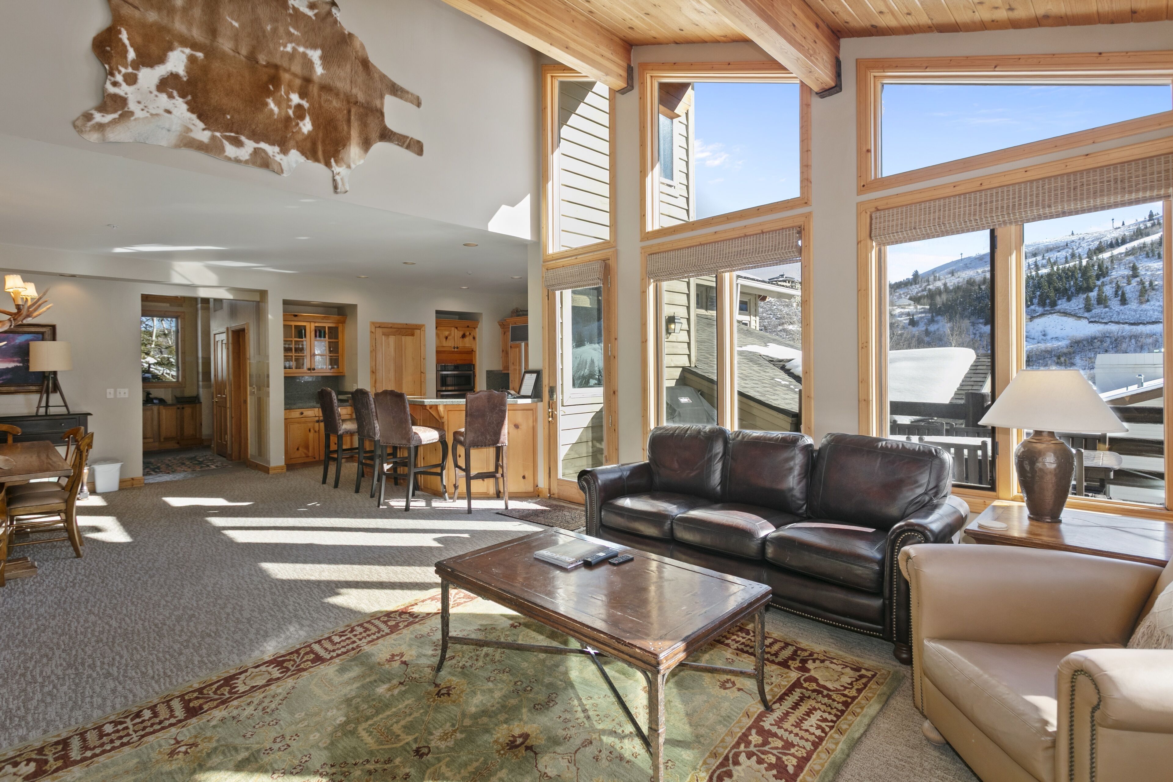 Condo, 4 Bedrooms | Living area