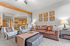 Huoneisto, 2 makuuhuonetta | Oleskelualue