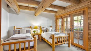 Appartement, 3 slaapkamers | 3 slaapkamers, een strijkplank/strijkijzer, gratis wifi