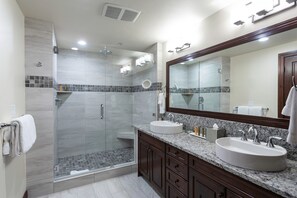 Condo, 4 Bedrooms | Bathroom - Trail's End Lodge at Deer Valley Resort - Four Bedroom Residence with Spa #505 4 Condo (Park City)