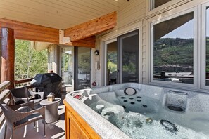 Condo, 3 Bedrooms | Outdoor spa tub