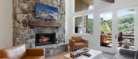 Condo, 3 Bedrooms | Living area | Smart TV