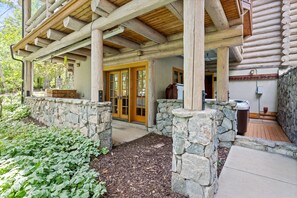 Condo, 3 Bedrooms | Exterior