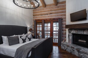 Condo, 3 Bedrooms | 3 bedrooms, iron/ironing board, free WiFi - Pine Inn at Trail's End Lodge - Three Bedroom Residence with Den and Spa #5 3 Condo (Park City)