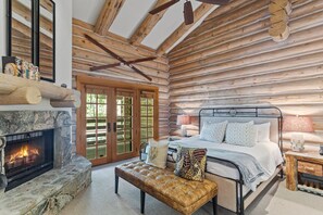 3 bedrooms, laptop workspace, iron/ironing board, free WiFi - Pine Inn at Trail's End Lodge - Three Bedroom Residence with Spa #2 3 Condo (Park City)