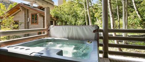 Condo, 2 Bedrooms | Outdoor spa tub