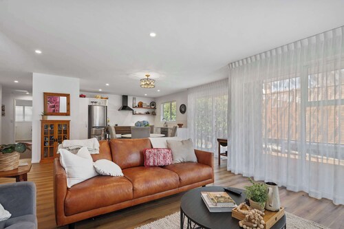 Inn McDowell - Modern 3-Bed, Minutes to Te Puia