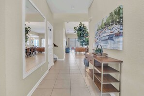 Interior - Magical Getaway – Themed Fun by Disney (Kissimmee)