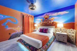 8 Schlafzimmer, Schreibtisch, Bügeleisen/Bügelbrett, Reisekinderbett