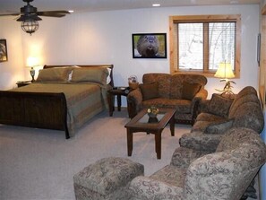 4 bedrooms, iron/ironing board, free WiFi, bed sheets - CR-308  Deluxe Custom Mtn Get-A-Way, 4 BR, 4 Full Baths, 2 Fireplaces & WiFi (Beech Mountain)