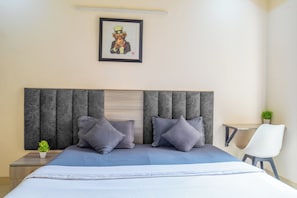 Studio, City View - Housr Sector 43 Gurgaon Global FoyerMall (Gurugram)
