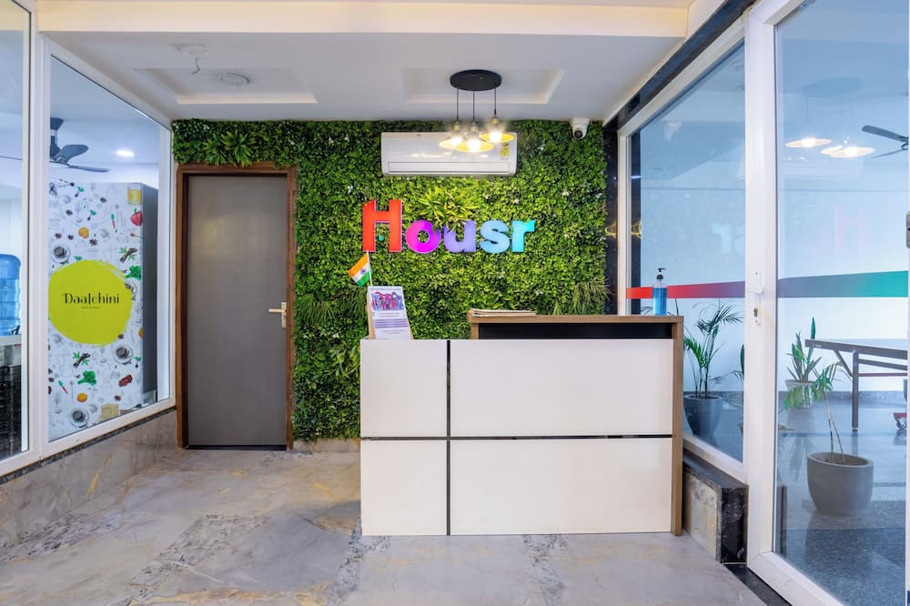 Housr Sector 43 Gurgaon Global FoyerMall