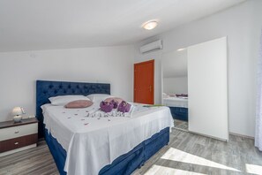 4 habitaciones, cunas gratuitas y ropa de cama