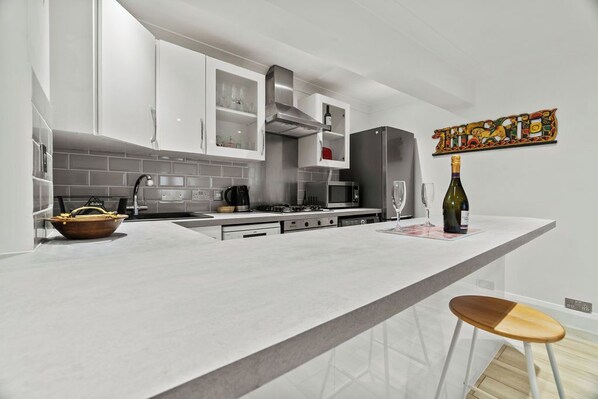 Microwave, oven, stovetop, dishwasher