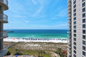 On the beach - Beach Colony West 10E Gulf Front 2BR w/ Beach Chair Service & WINTER RATES (Navarre)