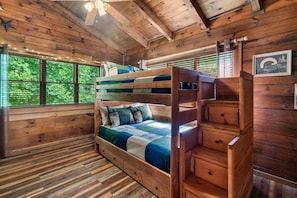 5 chambres, fer et planche Ă repasser, Wi-Fi, draps fournis