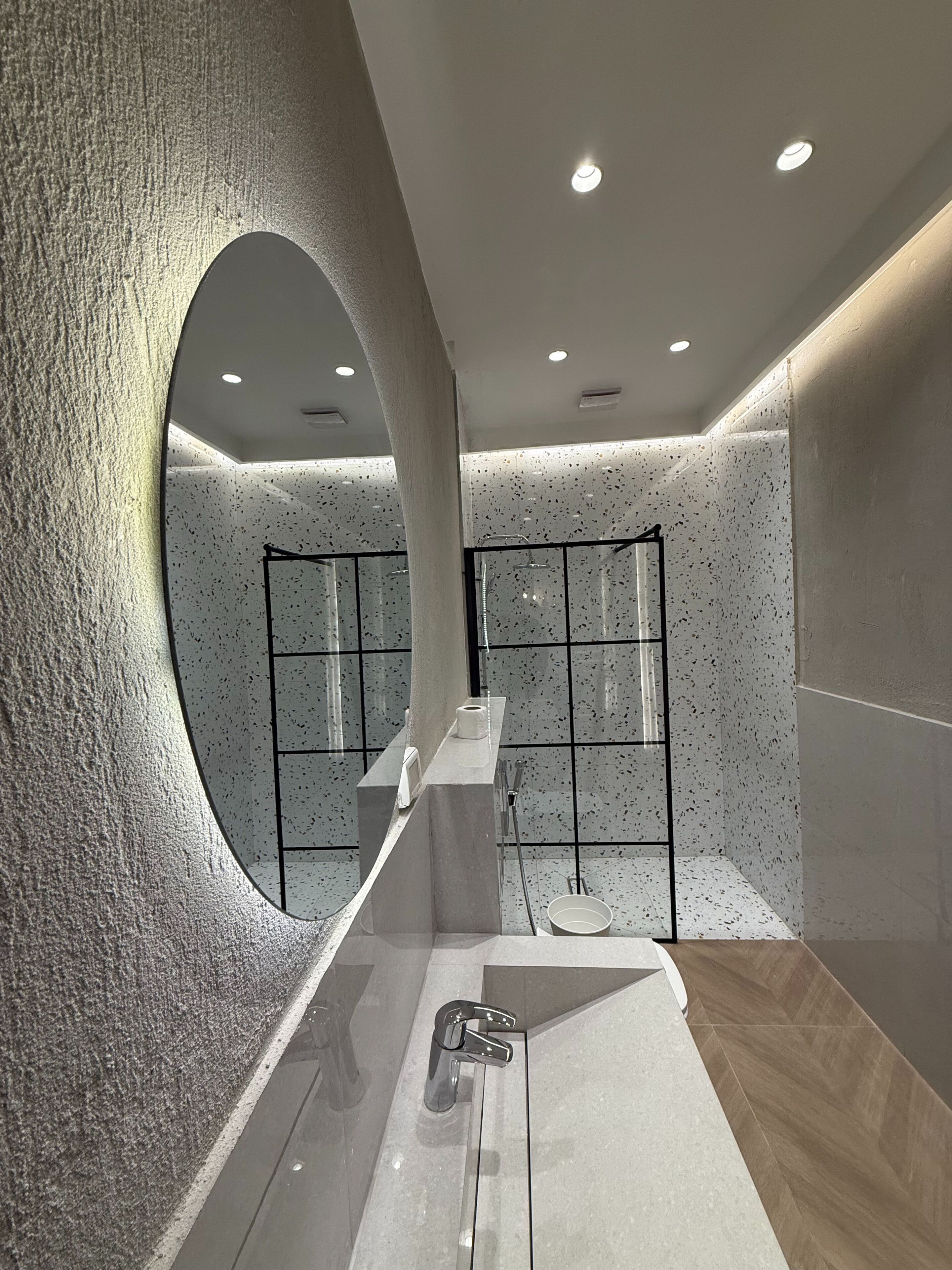 Apartment, 1 Bedroom, Accessible, Smoking | Bathroom