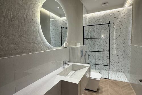 Apartment, 1 Bedroom, Accessible, Smoking | Bathroom