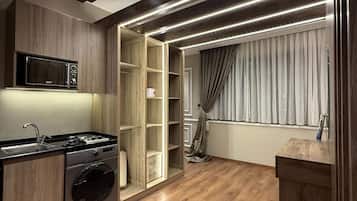 Apartment, 1 Bedroom, Accessible, Smoking | Private kitchen