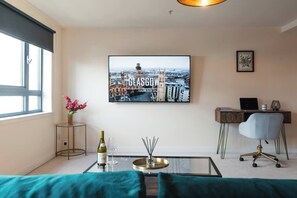 1 bedroom, WiFi, bed sheets - West End Escape: Prime Location (Glasgow)