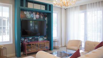 Vila Premium, pemandangan kebun | Area keluarga | TV layar datar