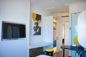 Individually furnished, desk, soundproofing, free WiFi