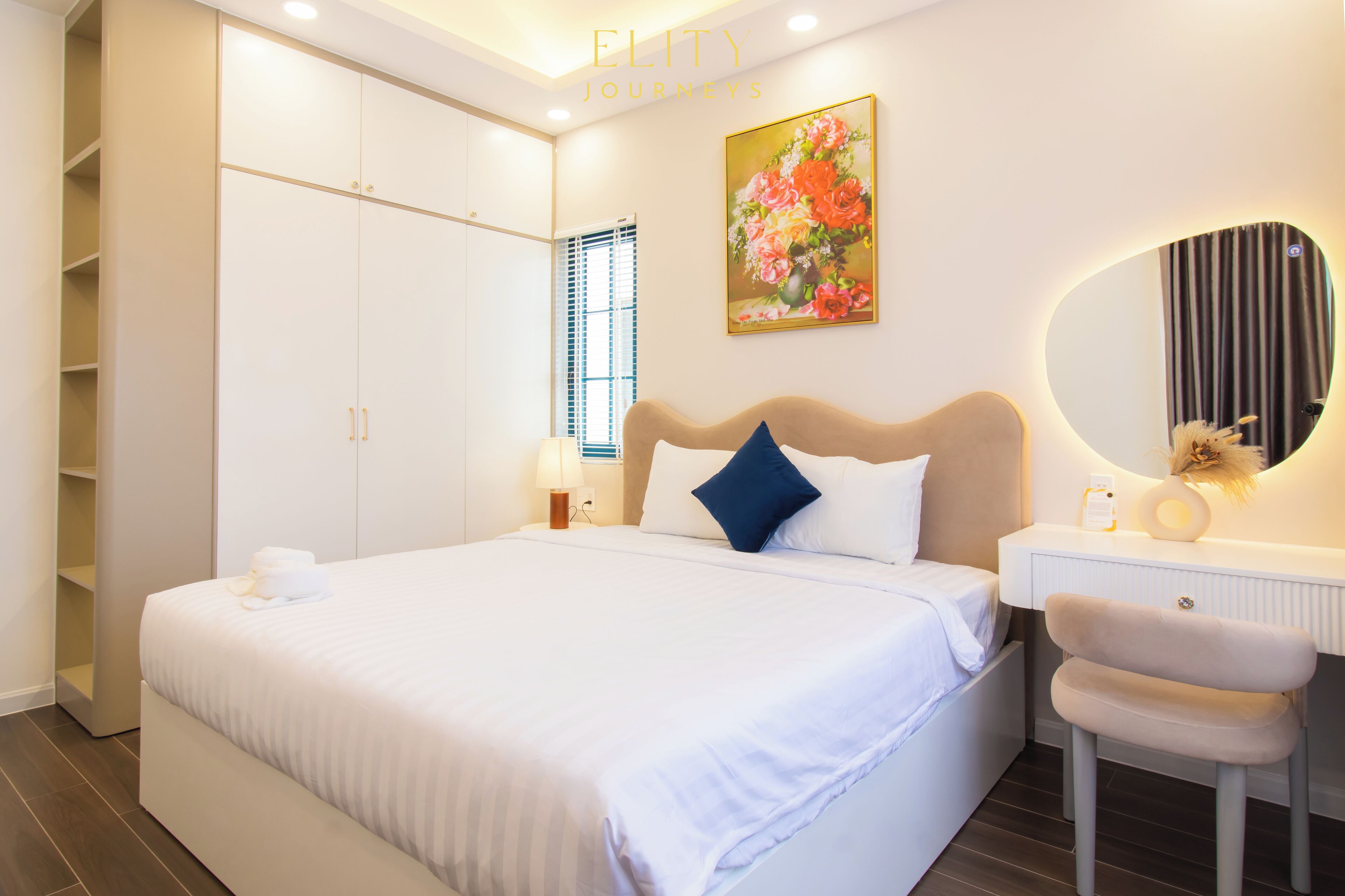 Junior Villa, Garden View | Individually furnished, desk, soundproofing, free WiFi